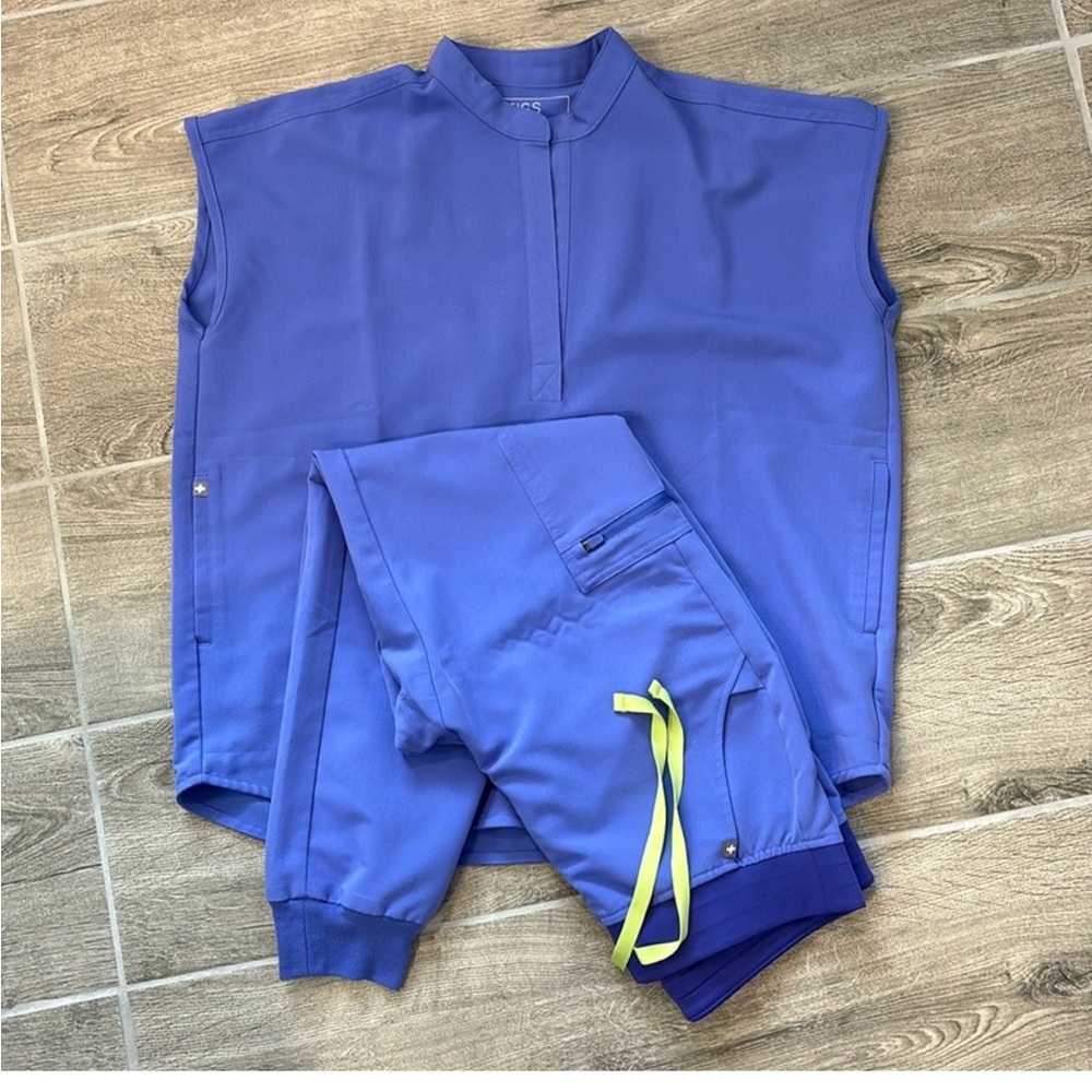 Figs Bottoms size petite small only